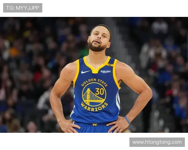 库里复出首战紧张 状态尚未完全恢复